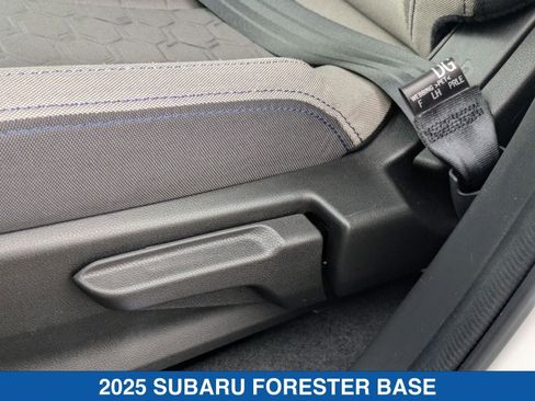 Certified 2025 Subaru Forester image 27