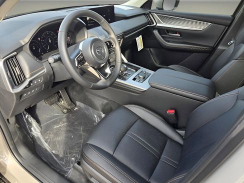 New 2026 MAZDA CX-90 Plug-In Hybrid w/ Preferred image 24