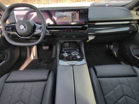 New 2026 BMW 530i xDrive image 14