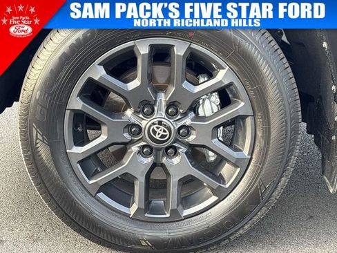 Used 2026 Toyota Sequoia Platinum image 19