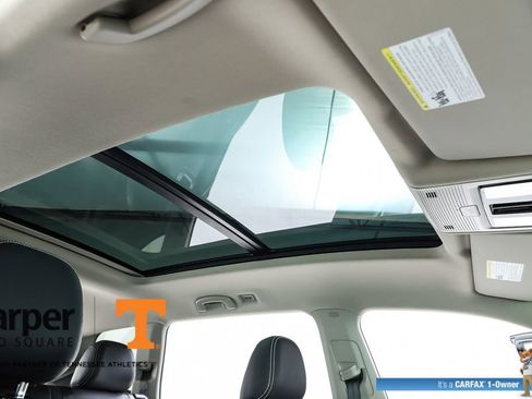 Used 2024 Volkswagen Atlas SE w/ Panoramic Sunroof Package image 77