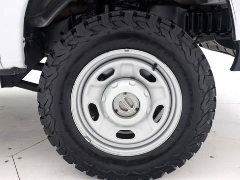 Used 2013 Ford E-350 and Econoline 350 XLT image 33