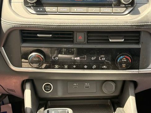 Certified 2023 Nissan Rogue SV AWD/4WD image 28
