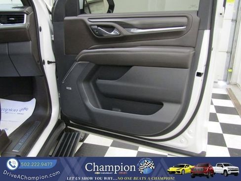 Used 2021 GMC Yukon XL Denali w/ Denali Ultimate Package AWD/4WD image 55