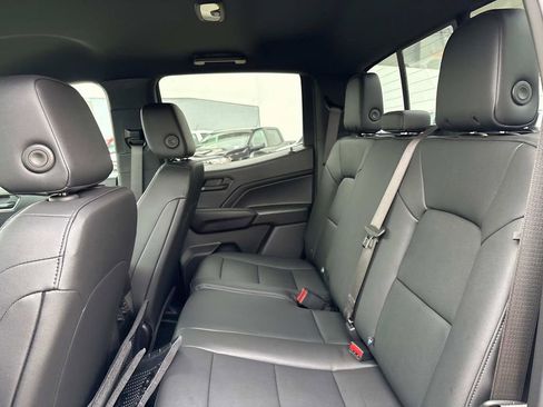 New 2025 Chevrolet Colorado Trail Boss w/ Off-Road Front Bumper Package image 13