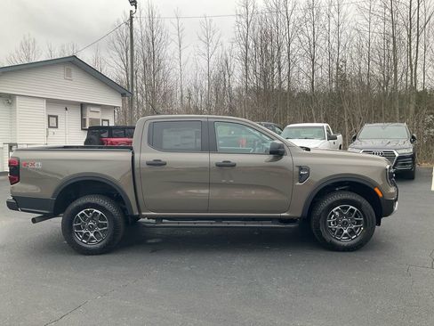 Used 2025 Ford Ranger XLT w/ FX4 Off-Road Package AWD/4WD image 4