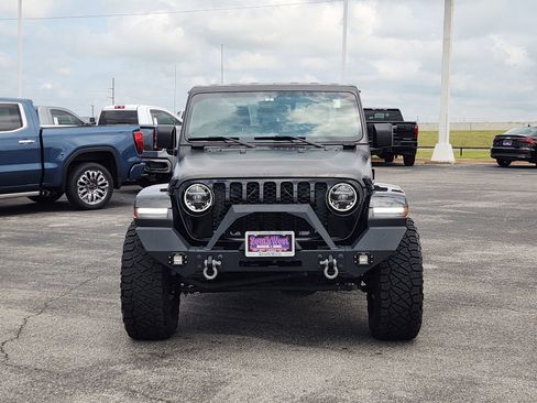 Used 2022 Jeep Gladiator Sport AWD/4WD image 6