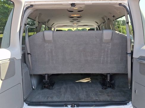Used 2012 Ford E-350 and Econoline 350 XLT RWD image 27