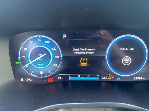Certified 2023 Hyundai Santa Fe SEL Premium AWD/4WD image 14