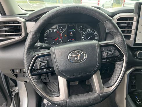Used 2023 Toyota Tundra Limited image 19