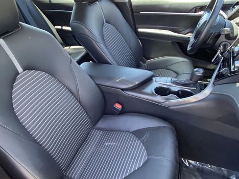 Certified 2023 Toyota Camry SE FWD image 18