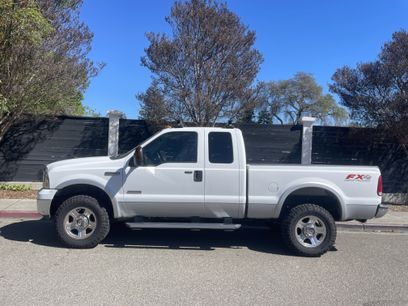 Used 2006 Ford F350 Lariat