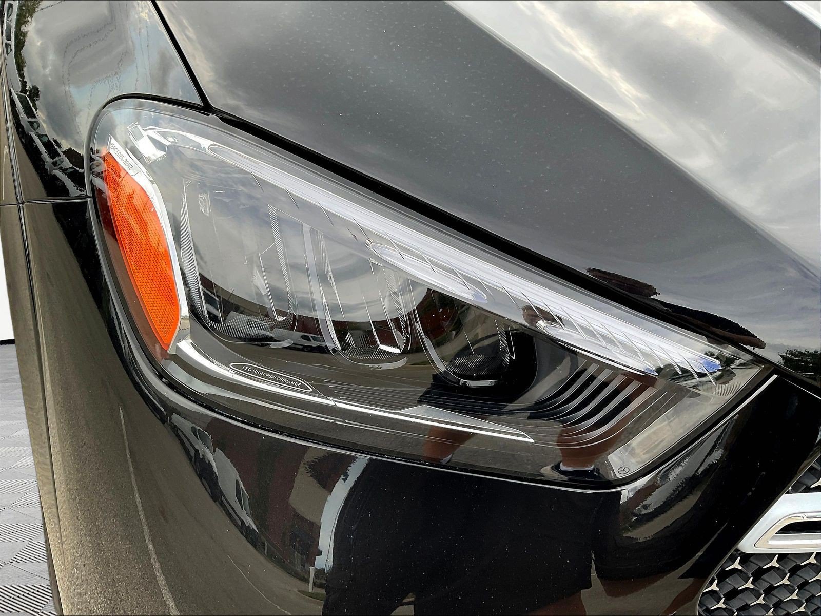 Certified 2024 Mercedes-Benz GLE 450 4MATIC image 32