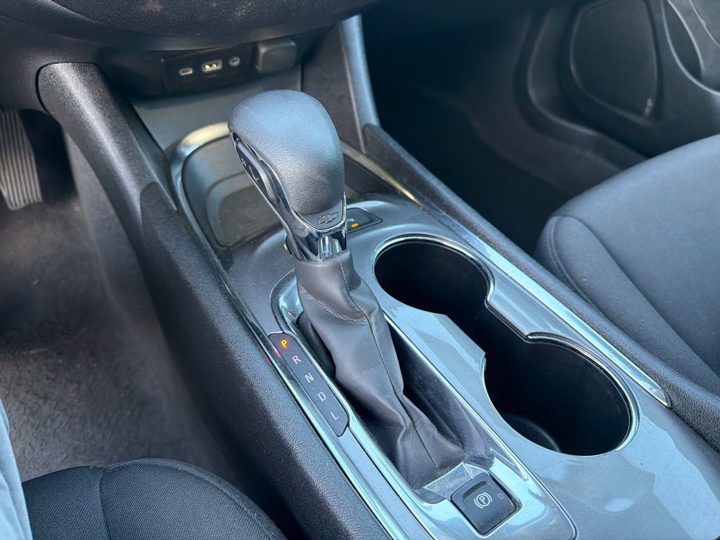 Used 2024 Chevrolet Malibu LT FWD image 14