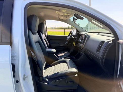 Used 2019 Chevrolet Colorado Z71 AWD/4WD image 10