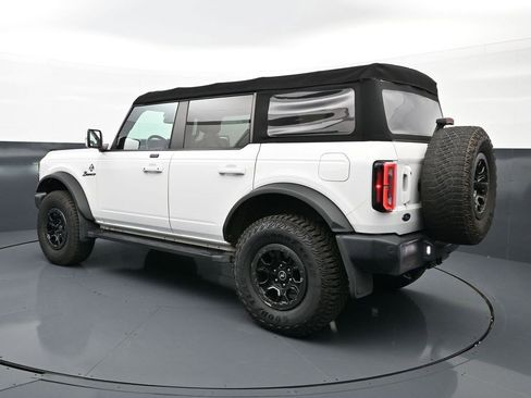 Used 2021 Ford Bronco Outer Banks w/ Sasquatch Package AWD/4WD image 5