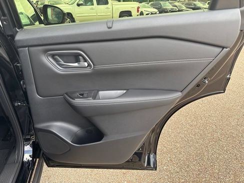 New 2026 Nissan Rogue Platinum AWD/4WD image 31