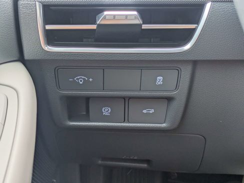 Certified 2024 Hyundai Sonata SEL FWD image 23