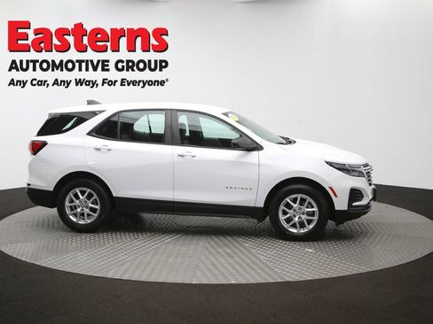 Used 2023 Chevrolet Equinox LS w/ Driver Confidence II Package FWD image 44