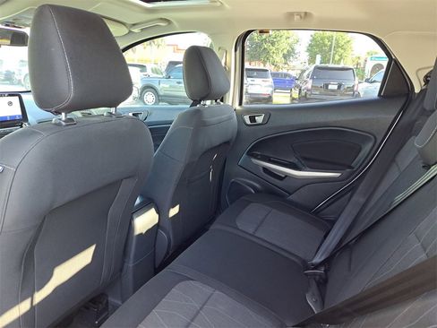 Used 2021 Ford EcoSport SE image 6