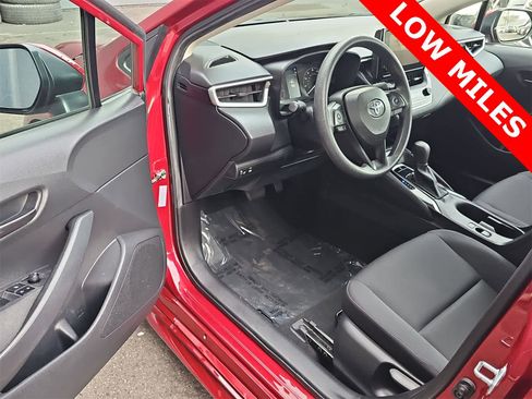 Used 2023 Toyota Corolla LE image 10