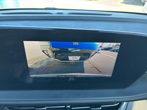 Used 2025 Buick Envista Sport Touring image 17