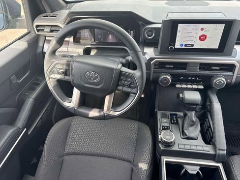 Used 2025 Toyota 4Runner SR5 image 18