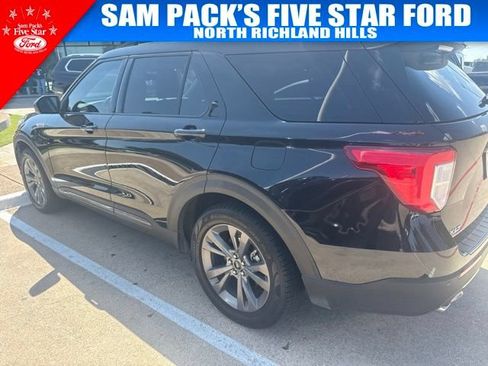 Used 2021 Ford Explorer XLT w/ Equipment Group 202A RWD image 6