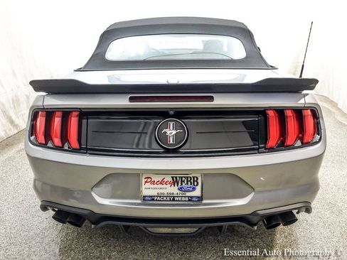 Used 2021 Ford Mustang Convertible w/ 2.3L High Performance Package RWD image 7