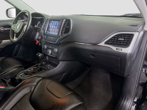 Used 2022 Jeep Cherokee Latitude AWD/4WD image 29