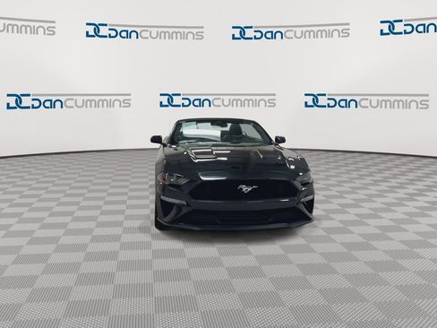 Used 2023 Ford Mustang Premium image 3