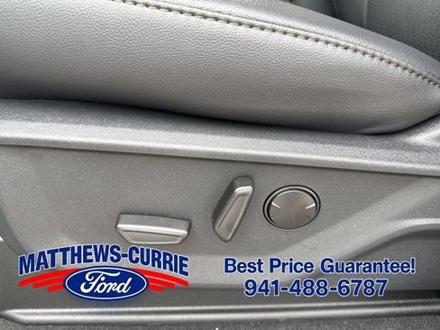 New 2026 Ford F250 Lariat w/ Black Appearance Package AWD/4WD image 11