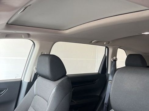 Used 2024 Honda CR-V EX image 13