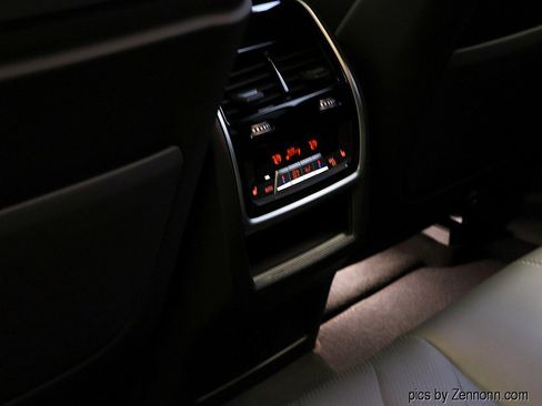 Certified 2025 BMW X6 xDrive40i w/ Climate Comfort Package image 14