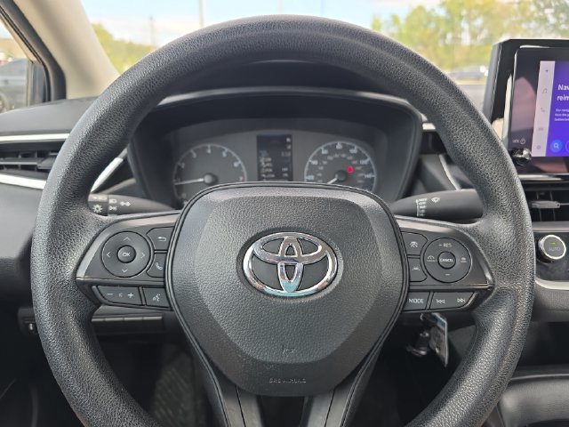 Used 2024 Toyota Corolla LE FWD image 18
