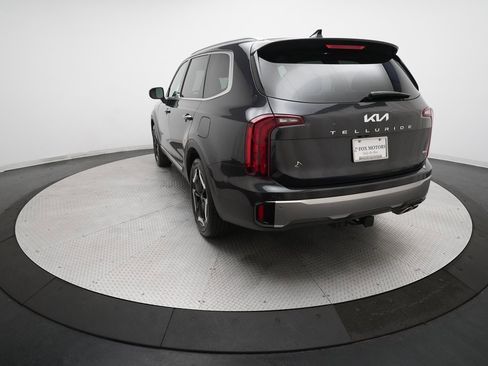 Used 2025 Kia Telluride S image 36