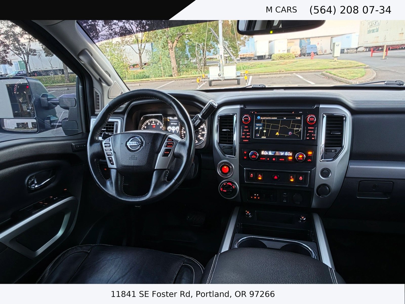 Used 2017 Nissan Titan PRO-4X w/ Pro-4x Convenience Package AWD/4WD image 14