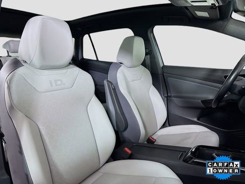 Used 2022 Volkswagen ID.4 Pro S w/ Gradient Package image 28