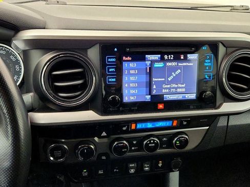 Used 2018 Toyota Tacoma Limited image 17