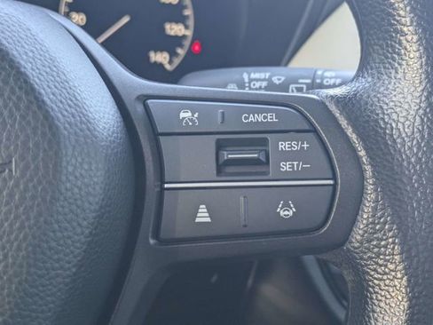 Used 2024 Honda HR-V LX image 22