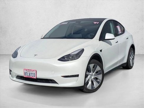 Used 2021 Tesla Model Y Long Range image 1