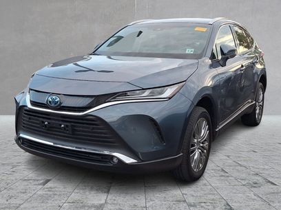Used 2023 Toyota Venza XLE