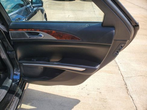 Used 2015 Lincoln MKZ w/ Equipment Group 102A Reserve FWD image 8
