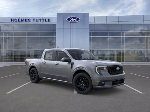 New 2026 Ford Maverick Lobo image 7