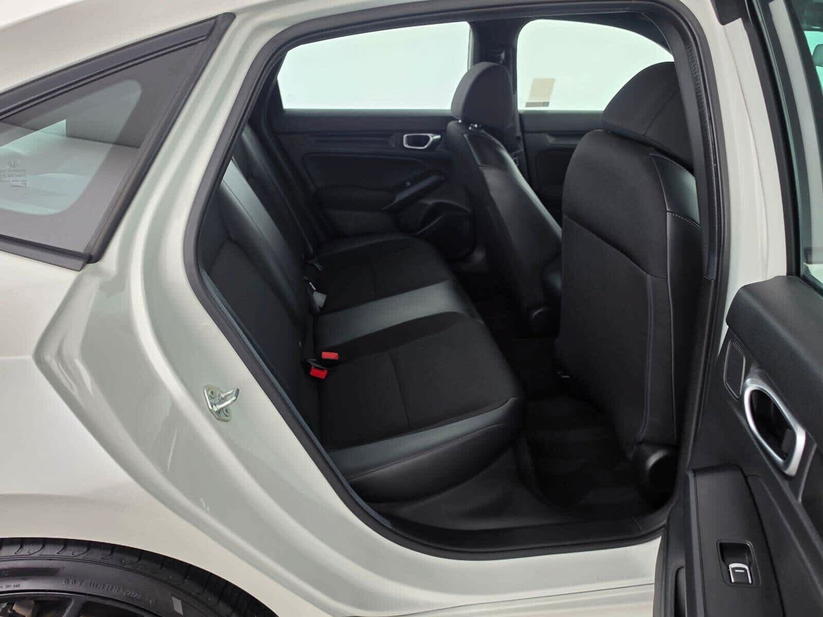 Used 2024 Honda Civic Sport image 12