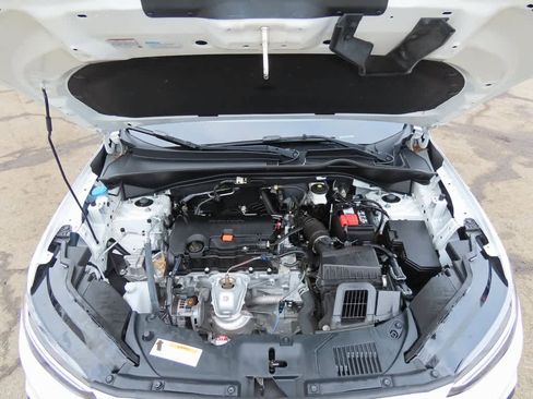 Certified 2024 Honda HR-V LX image 10