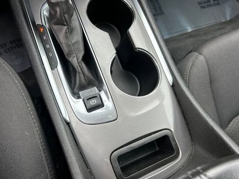 Used 2024 Chevrolet Malibu LT image 19