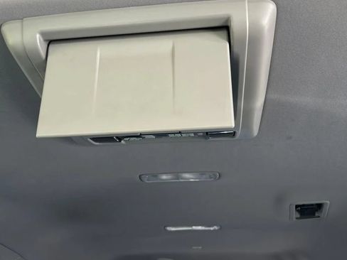 Used 2017 Honda Pilot Touring image 28