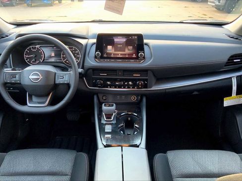 New 2026 Nissan Rogue SV w/ Cold Weather Package image 5