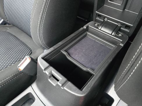 Used 2016 Mitsubishi Outlander ES image 30